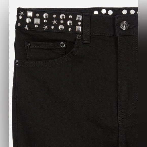 THE KOOPLES Black slim jeans with studs
and stars Size 38 FR/ 6 US NWT - Picture 4 of 12